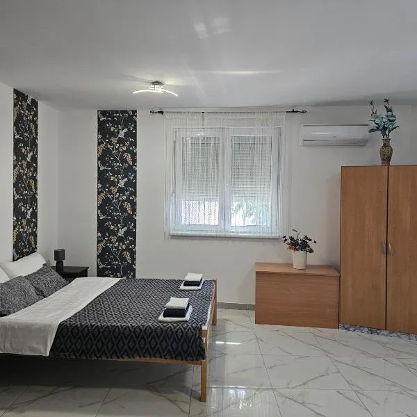 Apartmani Royal Residence, hotel v destinaci Golubac