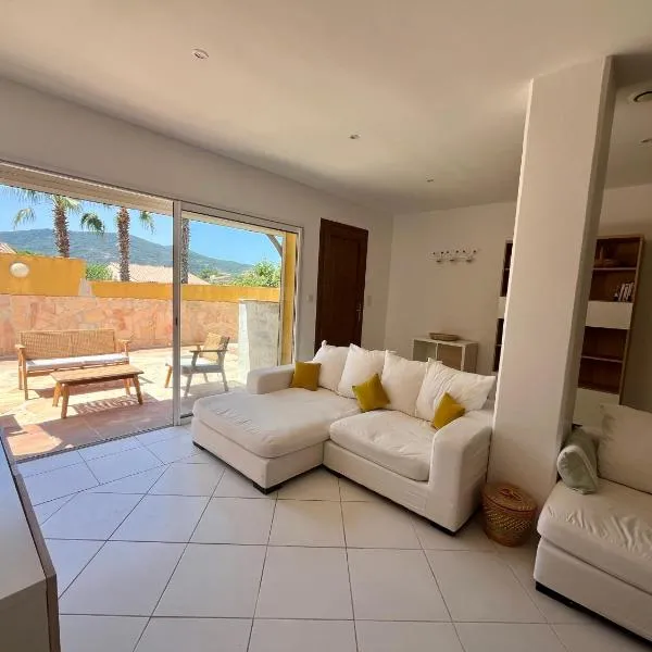 Bas de villa oasis – hotel w miejscowości Sainte-Maxime