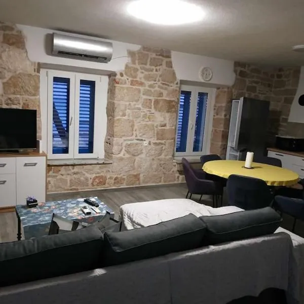 Yellow submarine, hotel en Olib