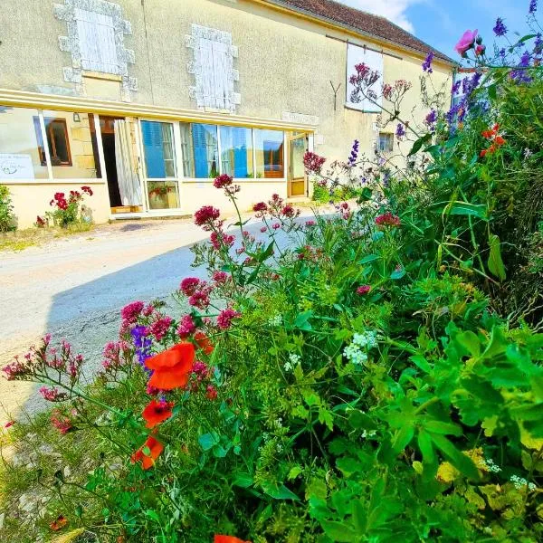 Location de Chambres Bienvenue chez Mémé, hotel v destinaci Treigny