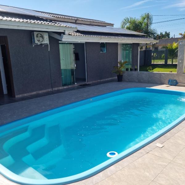 Casa Alto Padrão Perto da Praia C/ Piscina Grande - Foto 4