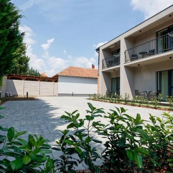 Gyulai Várpark Apartman 2, hotel in Gyula