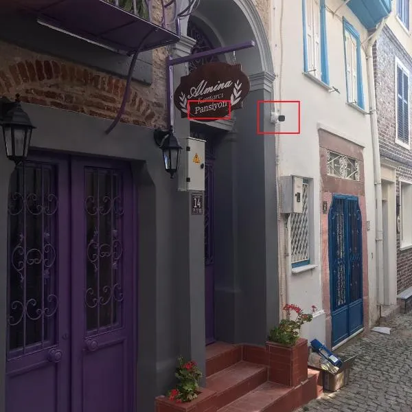 Almina Kantarcı Pansiyon, hotel v destinaci Ayvalık