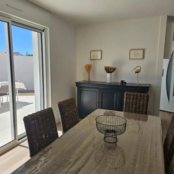 MAISON de Vacances Entière à 10 mn de La Rochelle, hotel v destinácii Dompierre-sur-Mer