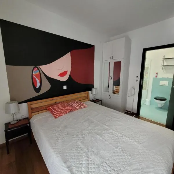J2Velence Apartman, hotel v destinaci Velence