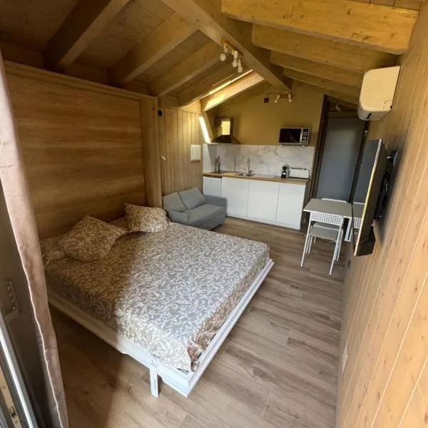 Wooden Lodge, hotel v destinácii Osséja