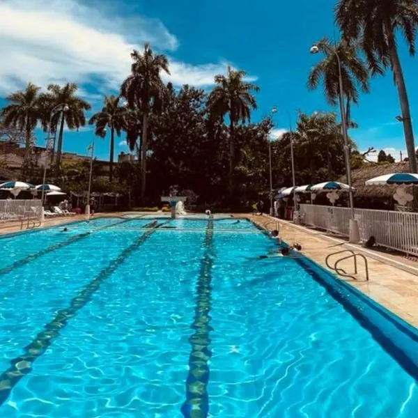 Hotel Bachue Girardot, hotel v destinaci Girardot