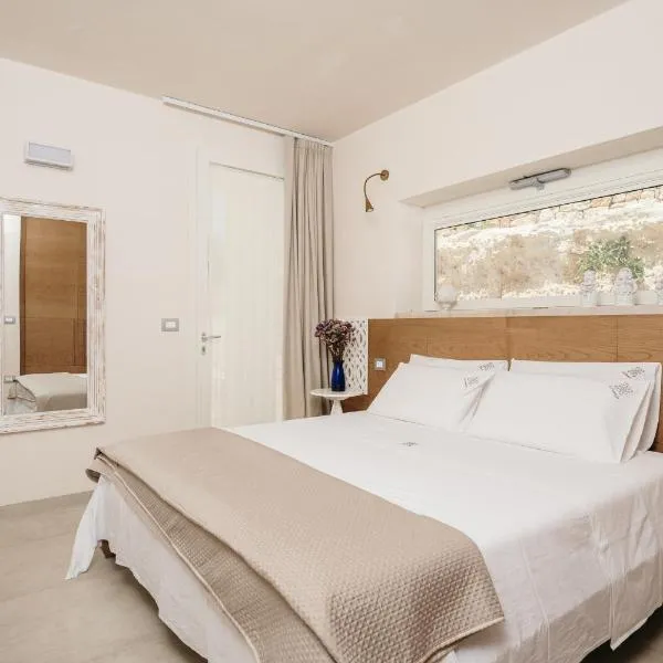 LE DIMORE DI Grè Suites con parcheggio privato, hotell Otrantos