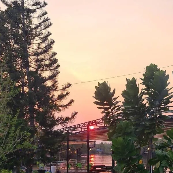 Dhammachart RiverView โรงแรมในสมุทรสงคราม