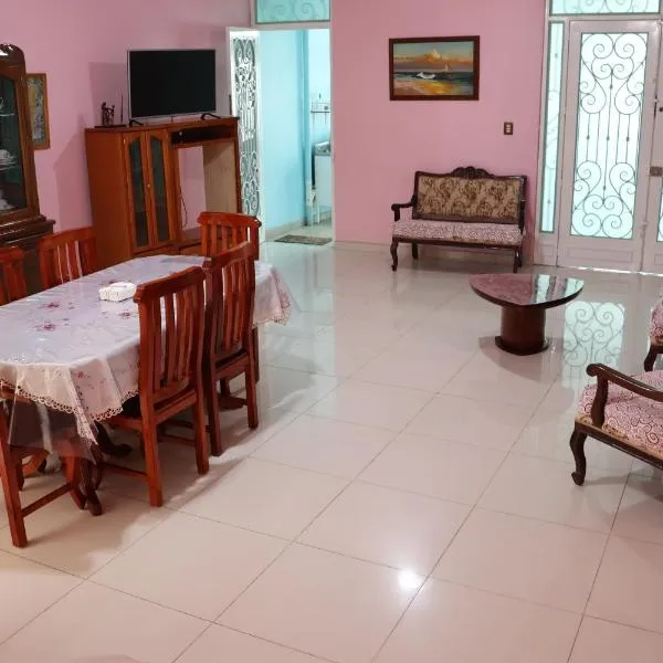 Casa céntrica en Morelia., hotel in Morelia