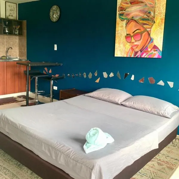 Estudio en 3 piso - Con todo lo necesario al norte de la Cali., hotel v destinaci Cali