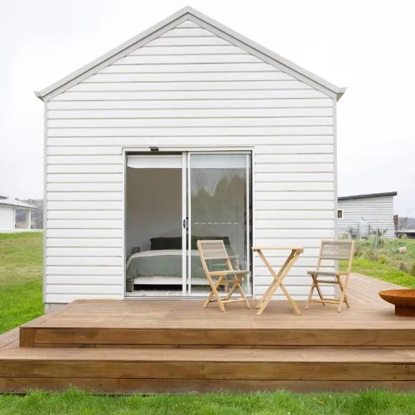 Murray Tiny Home Collector, hotel in Collector
