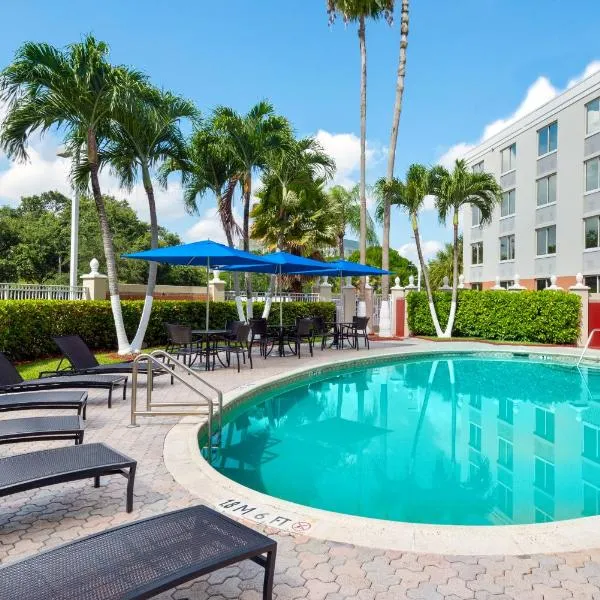ホリデイ イン エクスプレス マイアミ エアポート ドラル エリア（Holiday Inn Express Miami Airport Doral Area by IHG）、マイアミのホテル