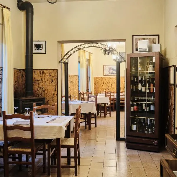Le Copertelle Bed & Breakfast – hotel w mieście Serra San Quirico