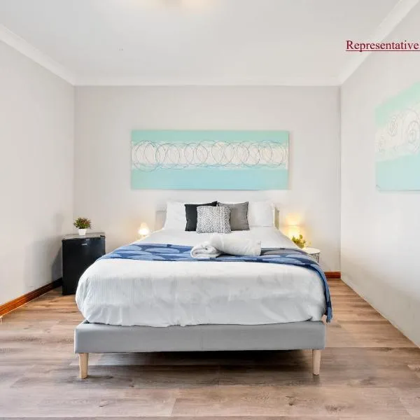 Chic Queen Room - Nearby Station & Olympic Park - Shared Bathroom, hotel in Regents Park