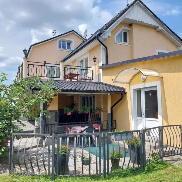 Penzion SLUNCE, hotel v destinaci Česká Lípa