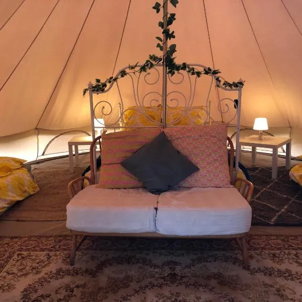 Beaurepaire Bell Tent, hotel v destinaci Commana