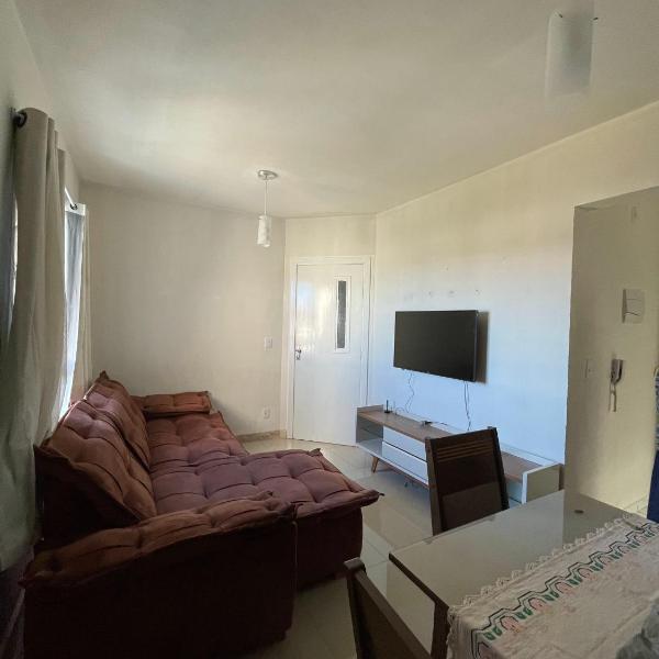 Apartamento de 2 quartos em condomínio com portaria 24h e localização excelente