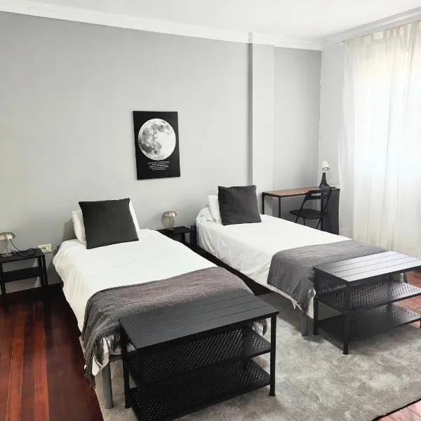 Los Campitos ROOMS, hotel in Santa Cruz de Tenerife