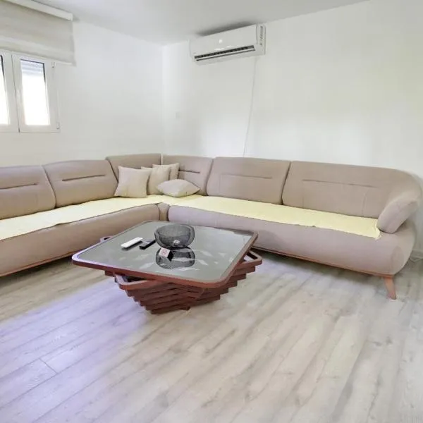 Apartman Skadarsko jezero bay, hotel v destinaci Vranjina