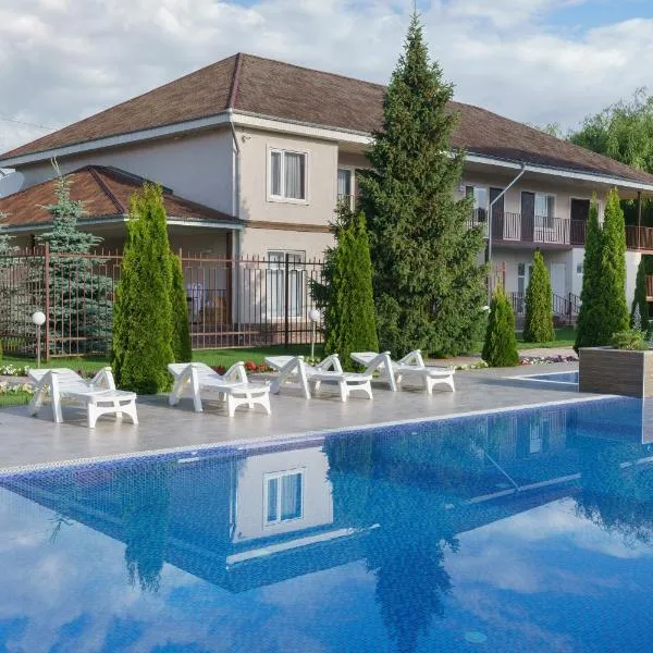 Круглогодичный отель ololoFamily, Hotel in Chon-Sary-Oy