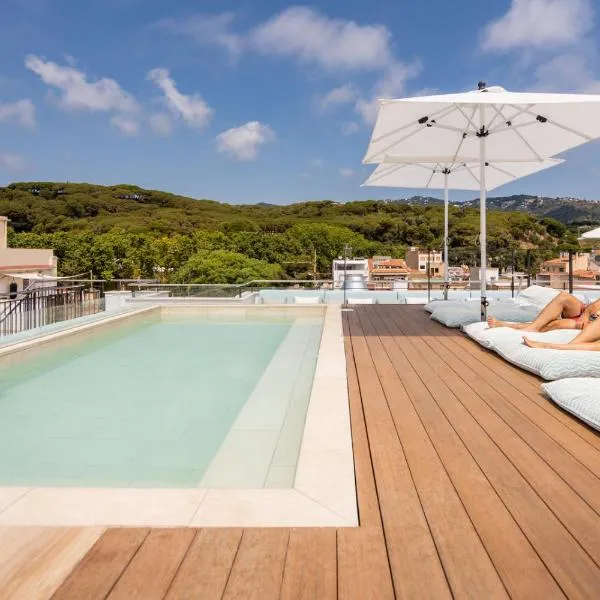 Neptuno Hotel & SPA 4 Sup, hotel in Calella