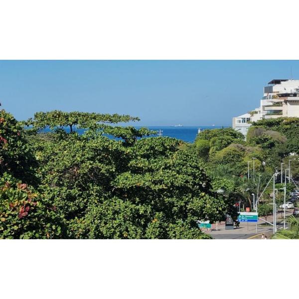 APTO STUDIO LEBLON no limite com Ipanema a 3 quadras da praia
