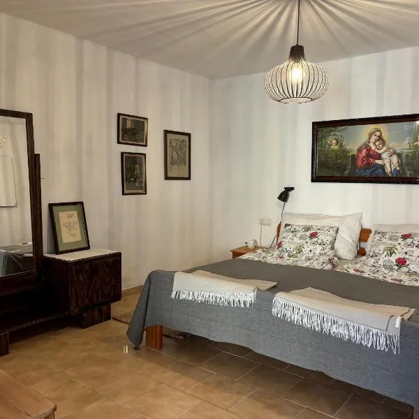 Sonnenhof Wildkatta Frühstückspension, hotel v destinaci Raabs an der Thaya