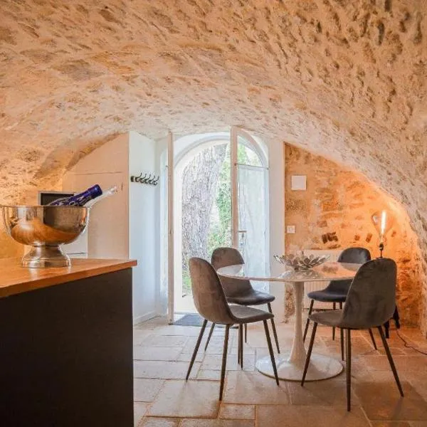 Gîte Sainte Marguerite-La Nonette, hotel v destinaci Senlis