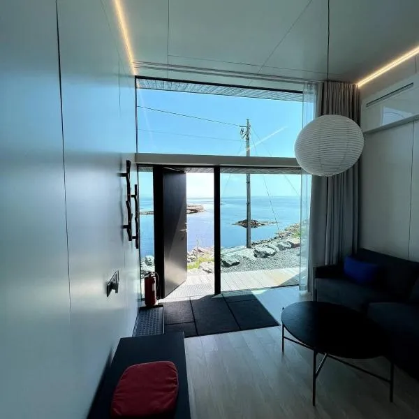 High end sea cabins at Å in Lofoten, отель в городе Москенес