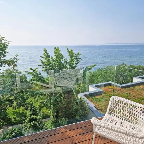 Villa Küstenperle, Meerblick-Appartements, отель в Заснице