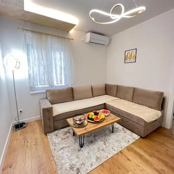 Sunset Home Mostar, hotel in Mostar
