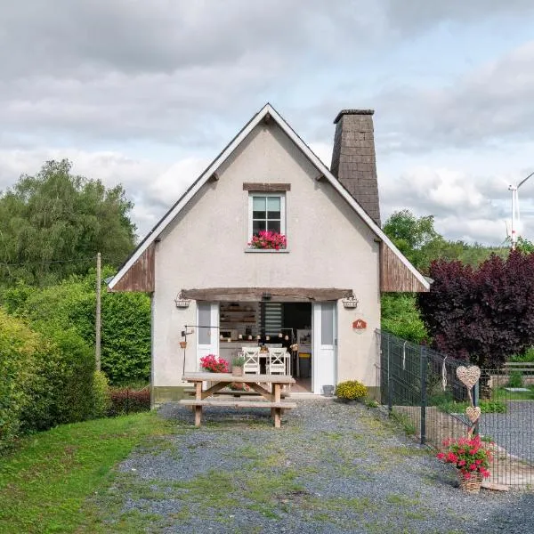 Gite Au Chant d'Eole, hotel in Ebly