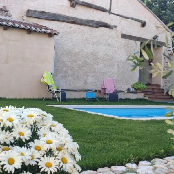 Casa Rural LA GURRIATA,Melque的飯店