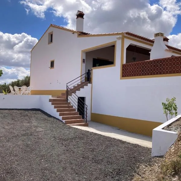 Quinta Monte da Azinheira, hotel in Amareleja