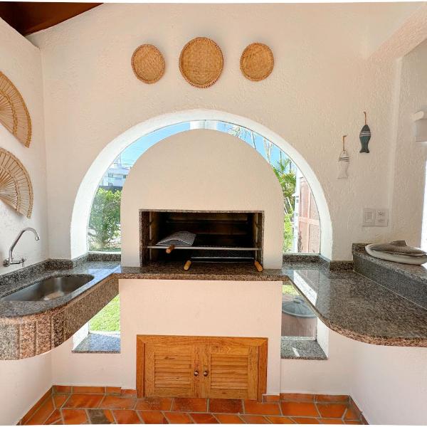 Apto estilo casa em condomínio com piscina na beira da praia - Foto 3