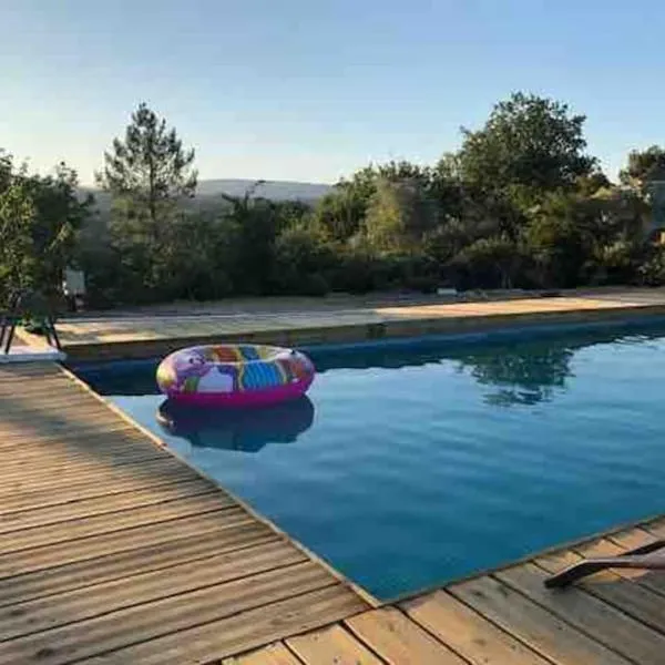Hamlet sur Moment-Ardeche-com, hotel in Lablachère