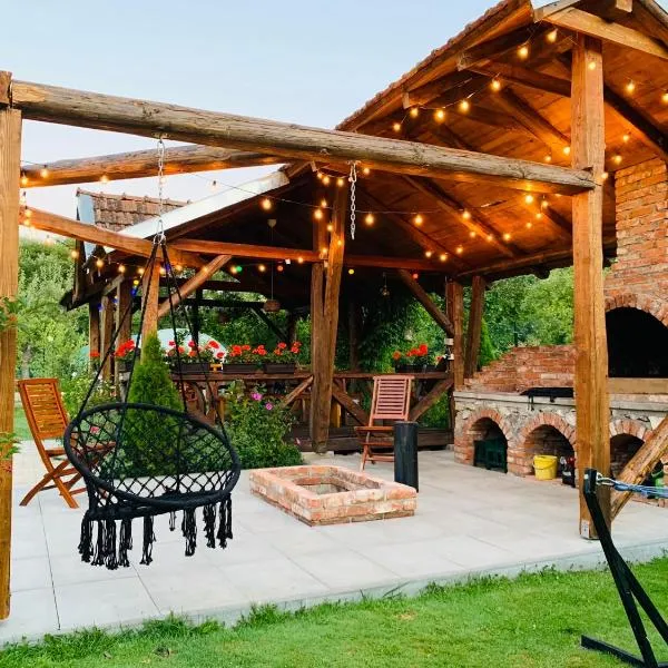 Casa "La Moara din Grădină", hotel v destinaci Eftimie Murgu
