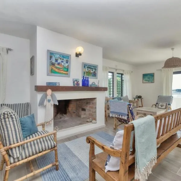 Droomhuis In Arniston, hotel in Arniston