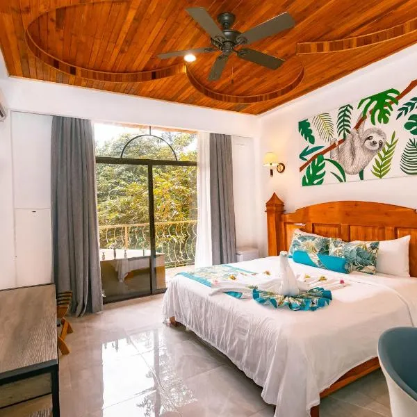 Hotel San Bada Resort & Spa, hótel í Manuel Antonio