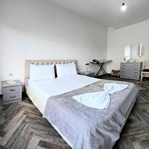 Daily Apartment 3, hotel in Tirana