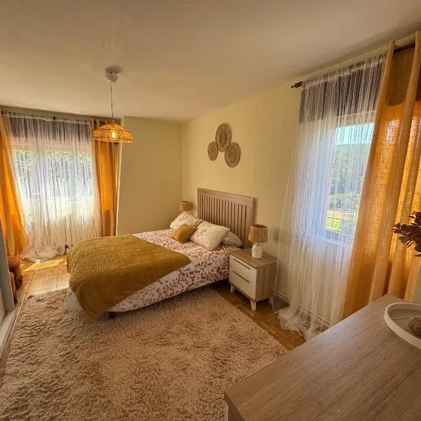 Casa de Mucha, hotel Camariñasban