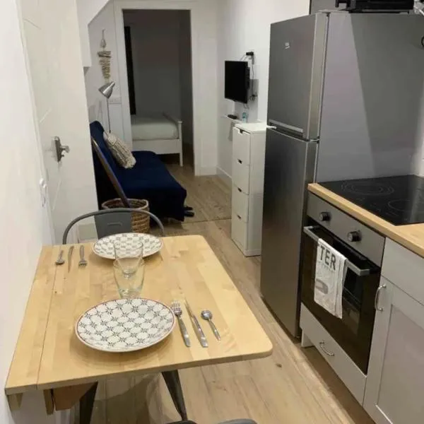 Moderno Loft a 2 minutos de la playa, en pleno centro histórico, hotel v destinaci Blanes
