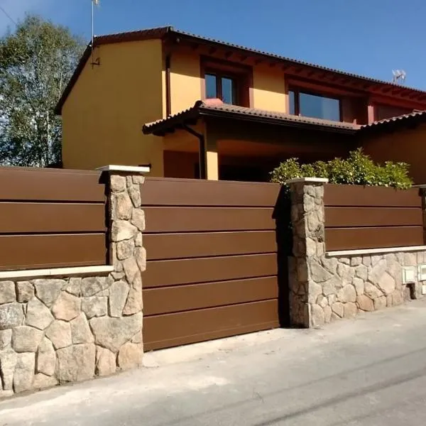 Casa Navarenas, hotel in San Martín del Pimpollar