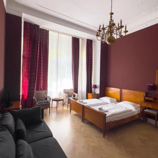 Hotel-Maison Am Olivaer Platz, hotel i Berlin