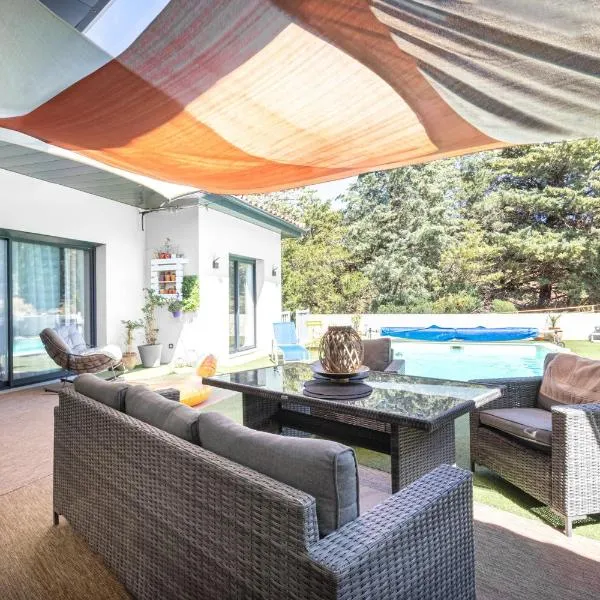 Les Garrigues Ensoleillées, хотел в Treilles