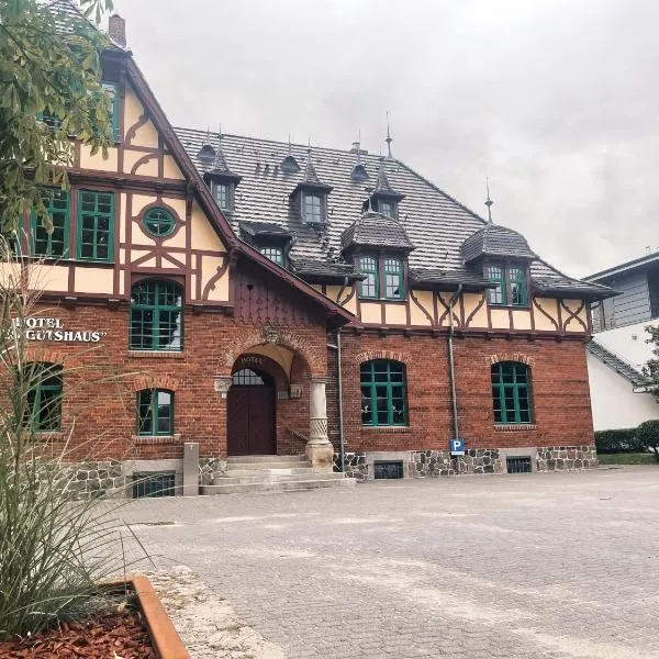 Altes Gutshaus, hotel v destinaci Klink
