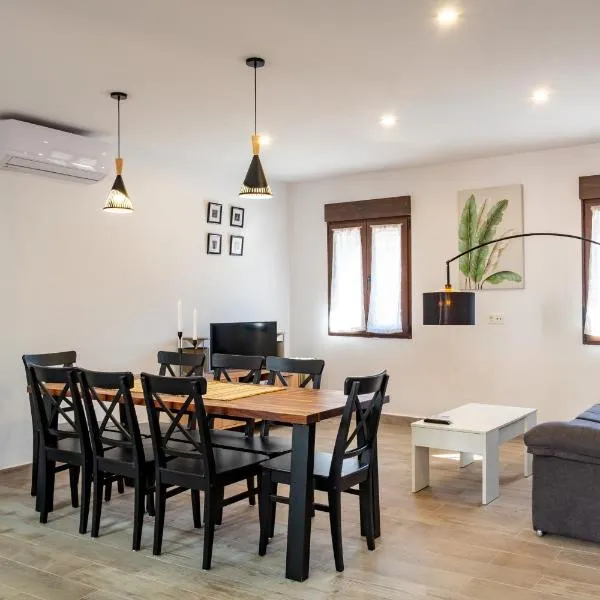 La Carbonera、Alaejosのホテル