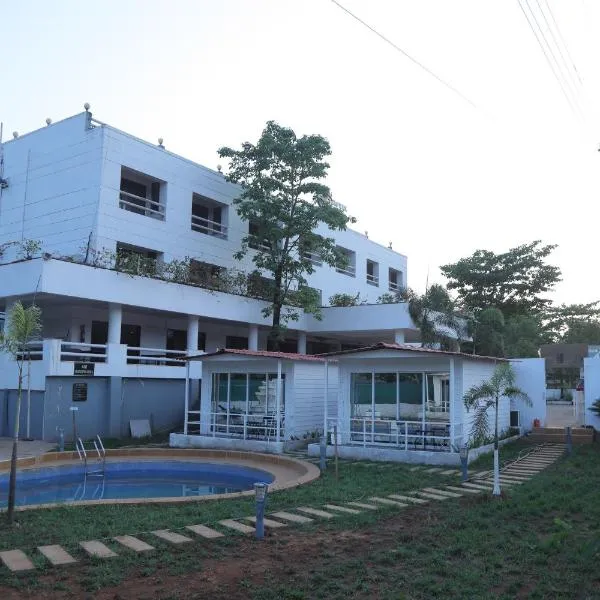 Hotel Reemz, hotel v destinaci Chiplun