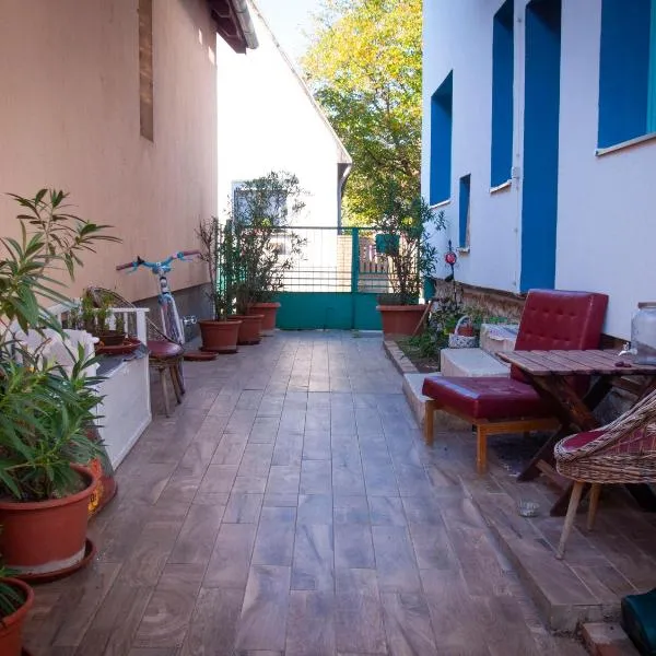Mákvirág Vendégház, hotel v destinaci Zebegény
